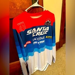 🆕 Santa Cruz Motorcycle jersey Men’s size Large